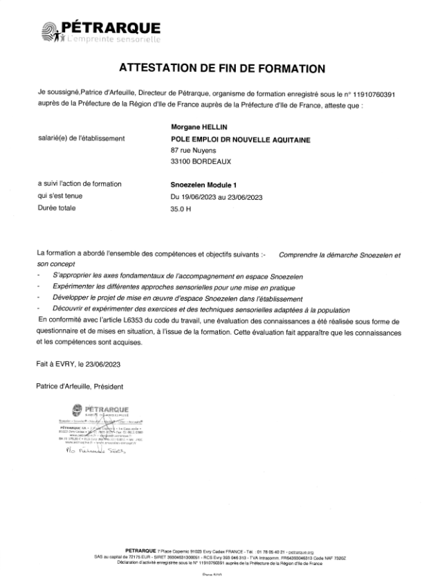 photo diplome Mam Zelle Snoez