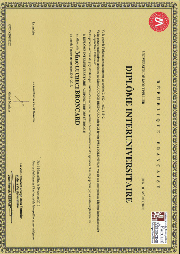 photo diplome Lucrèce Broncard Sage-femme Acupunctrice