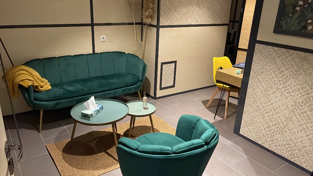 photo cabinet Leila Djamaa