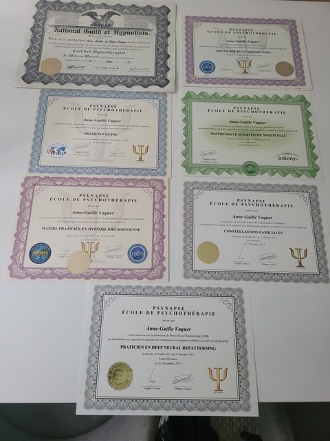 photo diplome Anne Vaquer Enbrevetherapie