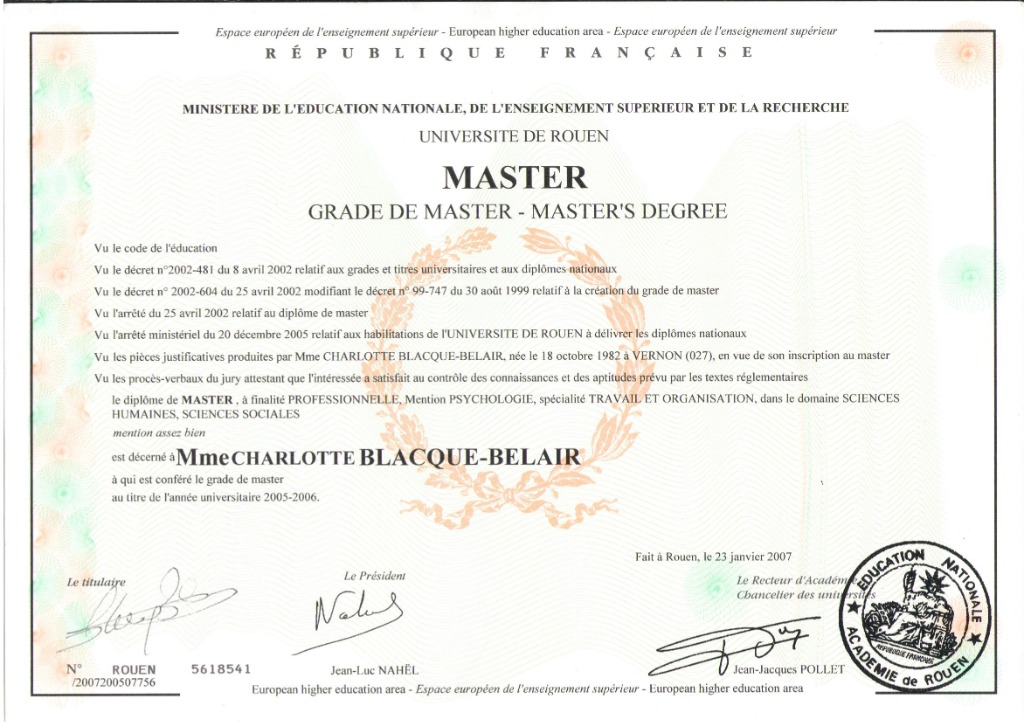 photo diplome Charlotte Drahy