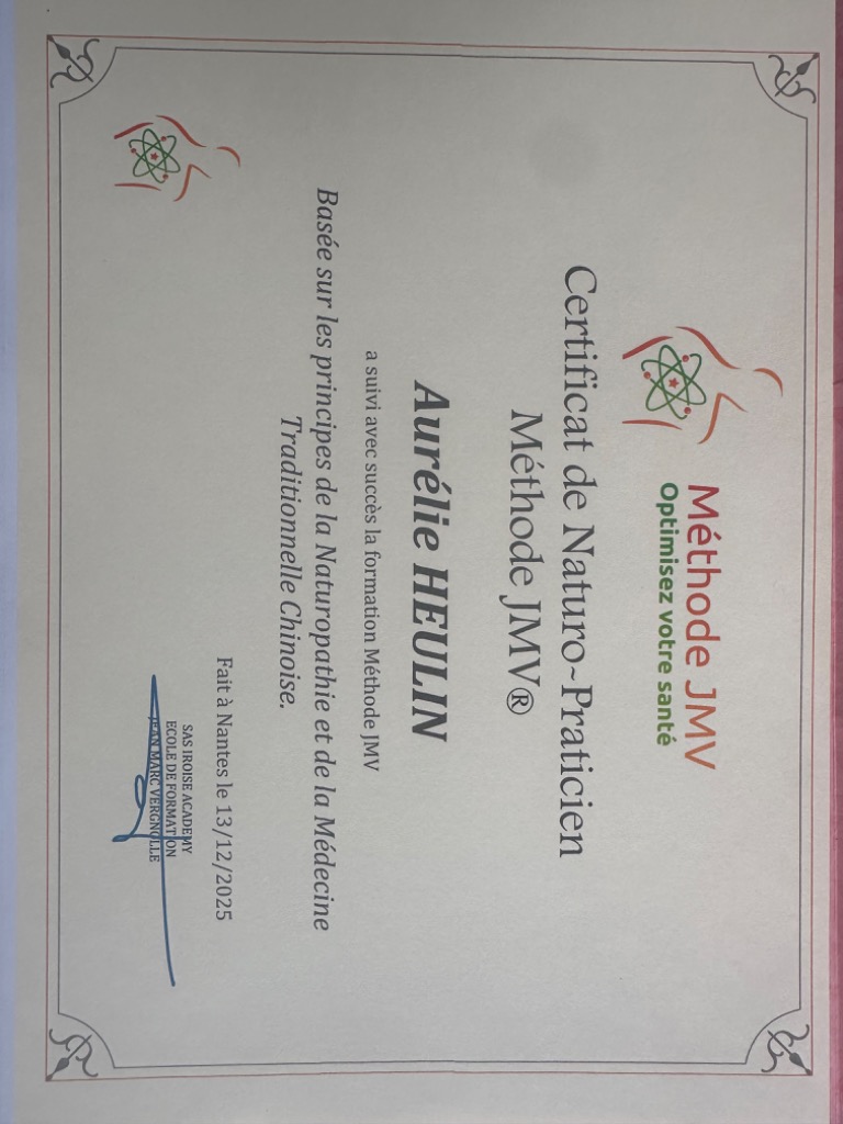 photo diplome Aurelie Heulin - Cabinet de Vitalité