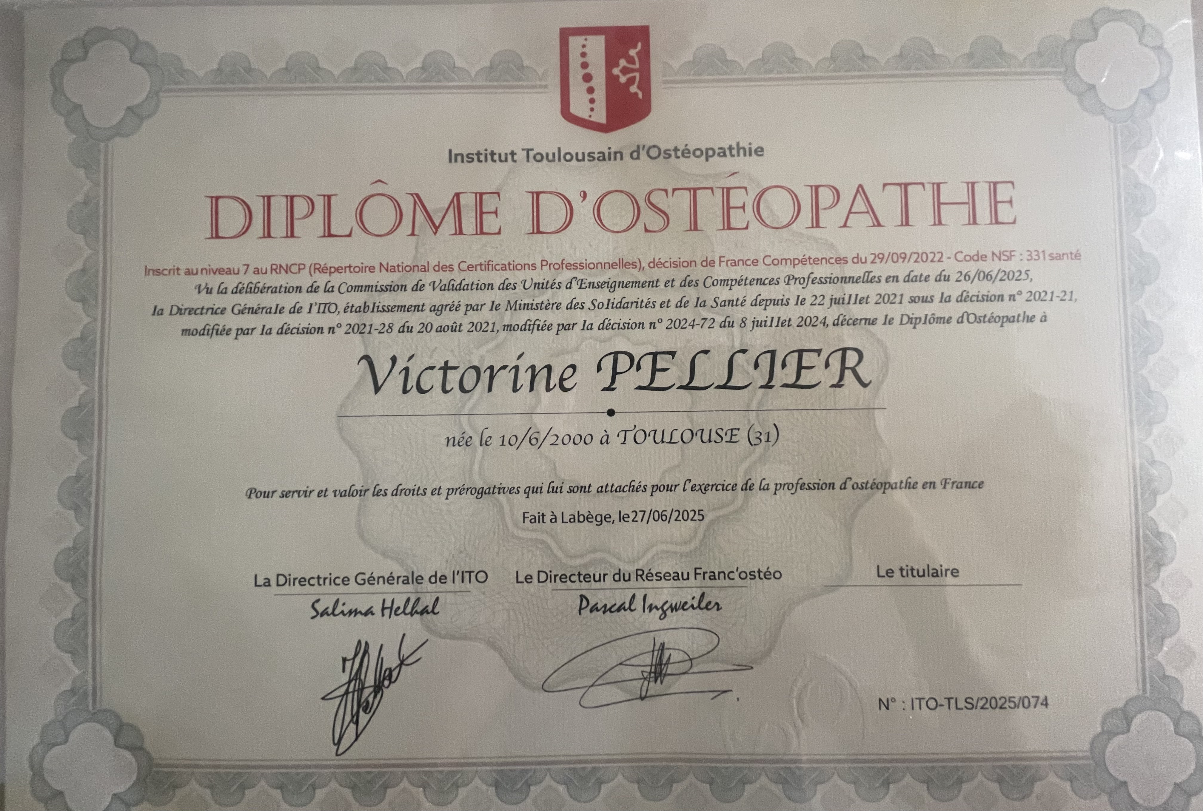 photo diplome Victorine Pellier