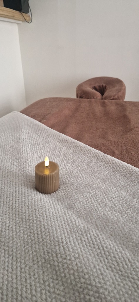 photo seance Mylène masseuse à domicile 