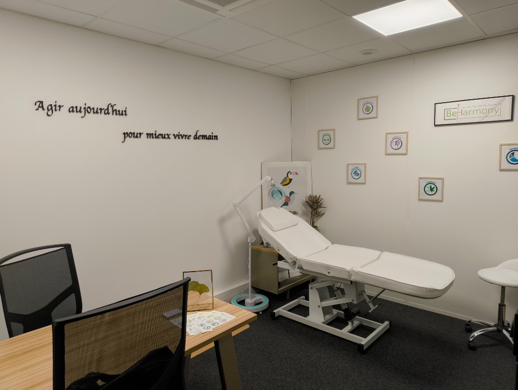 photo cabinet Be-Harmony Élancourt / Arrêter de fumer au laser