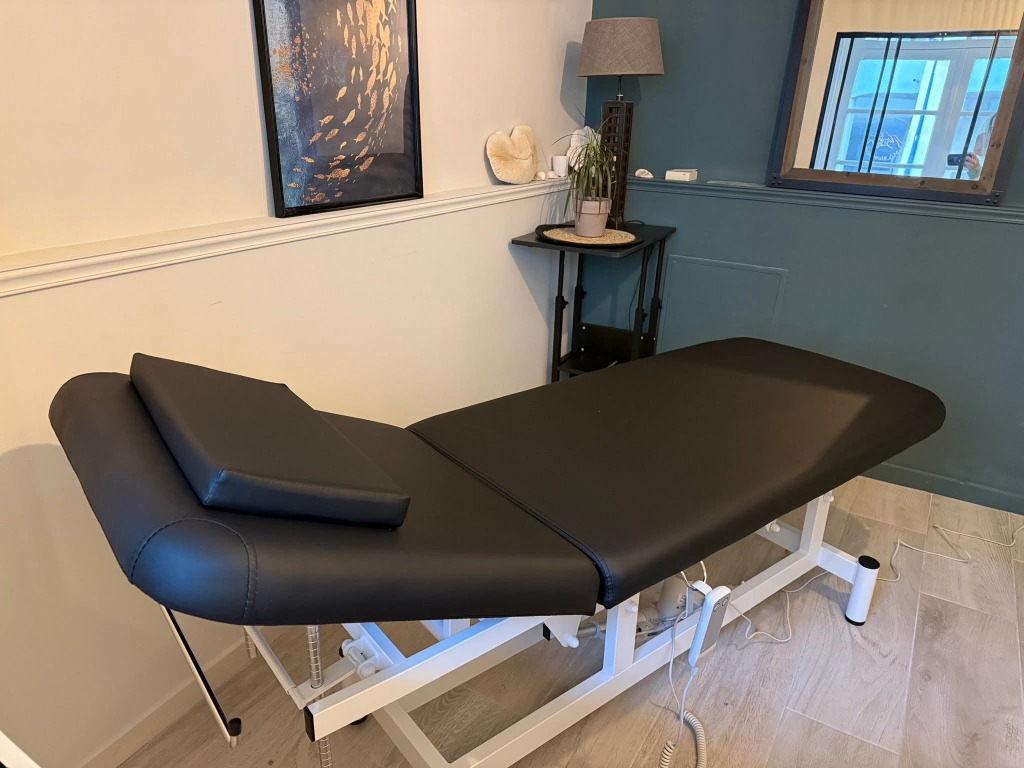 photo seance Jade Ramirez Réflexologie énergétique chinoise