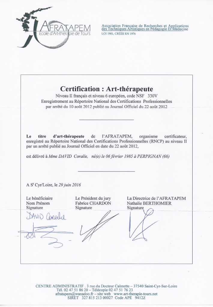 photo diplome Coralie DAVID-POIROT