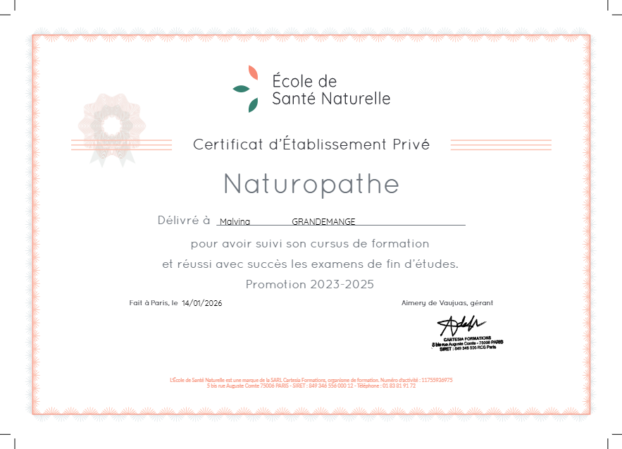 photo diplome Espace Aÿuna - Malvina