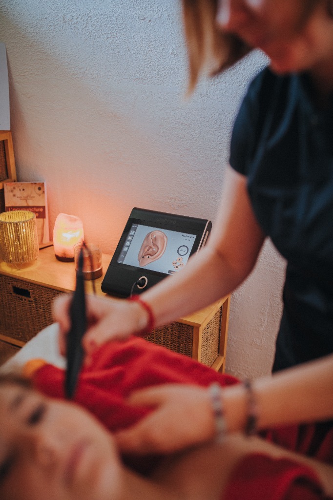 photo cabinet SOLWENN LUXOPUNCTURE