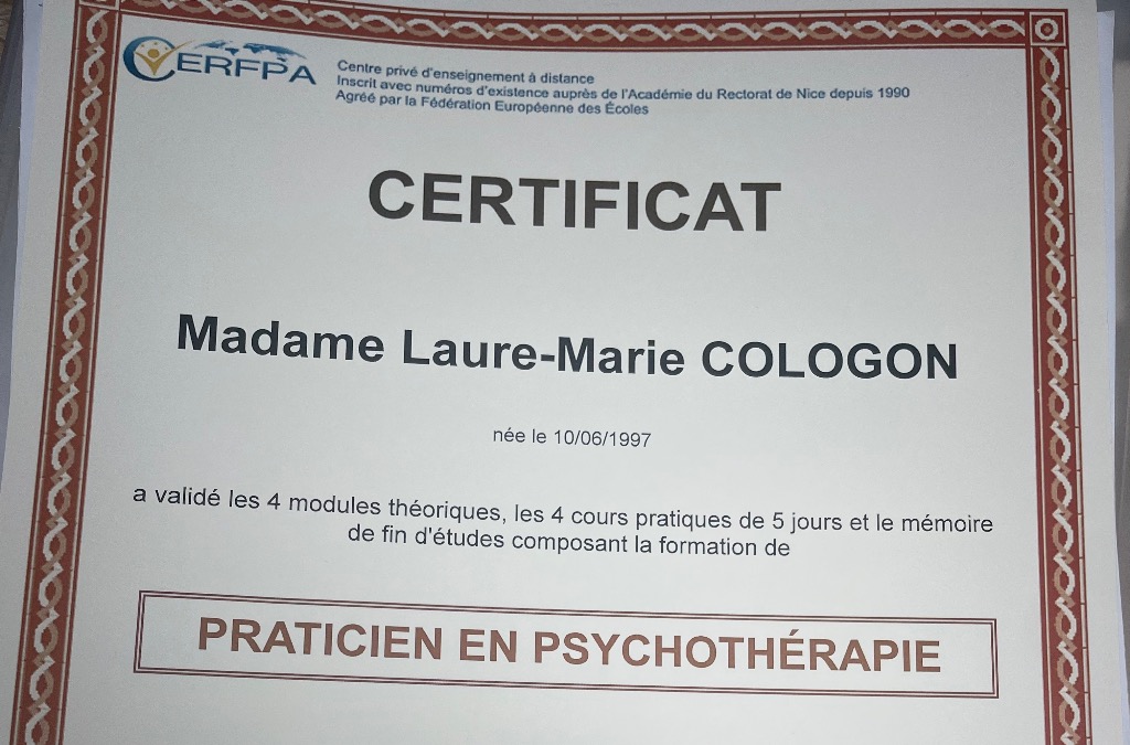 photo diplome Laure-Marie Cologon