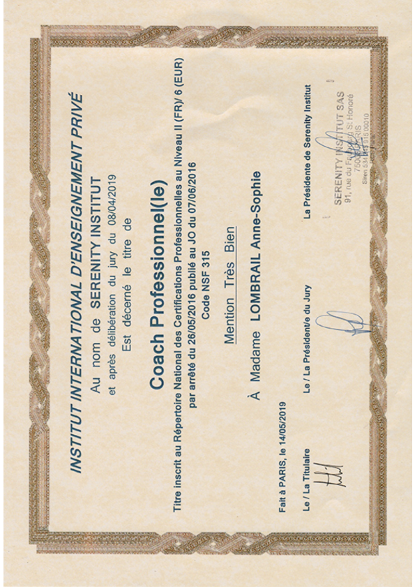 photo diplome Annsophie Lombrail
