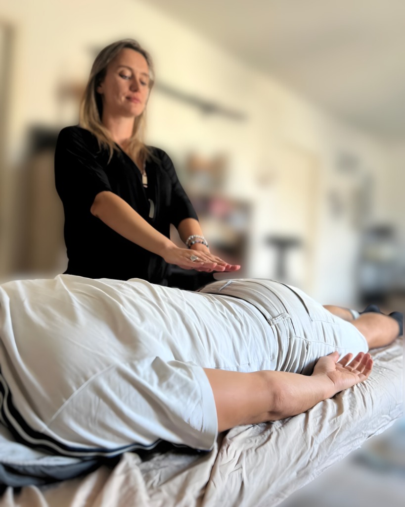 photo seance Maëvie Thérapeute Energéticienne