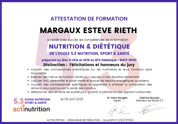 photo diplome Margaux RIETH EI