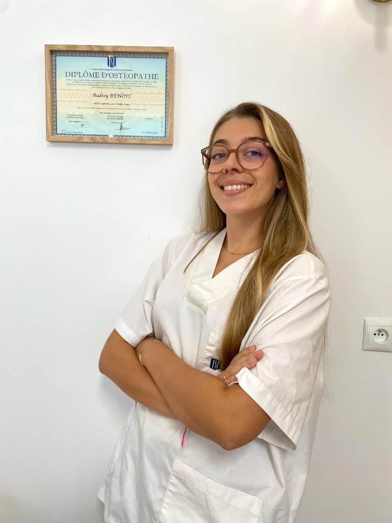photo portrait Audrey Benoit Ostéopathe D.O