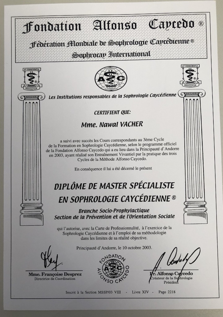 photo diplome Nawal Saliba Vacher