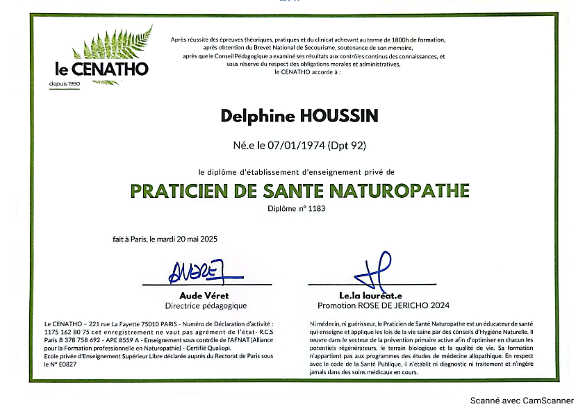 photo diplome Delphine Houssin