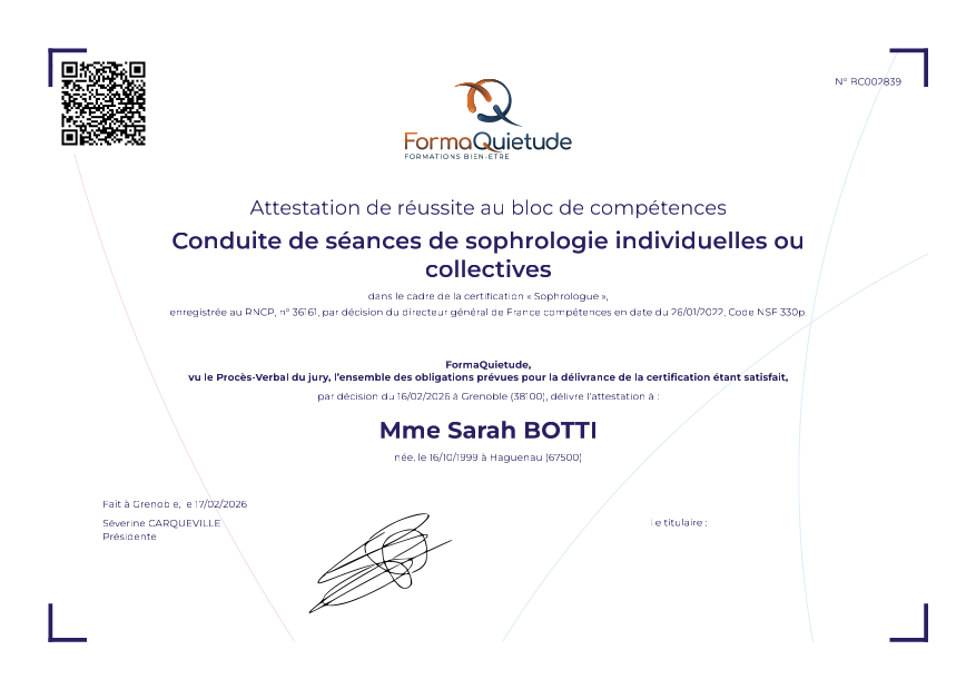 photo diplome EI Sarah BOTTI - SophroÉquilibre