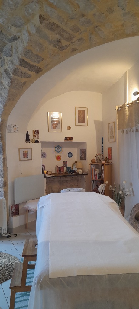 photo cabinet Cabinet Lakshmi Ayurveda thérapeute orinne Meera  