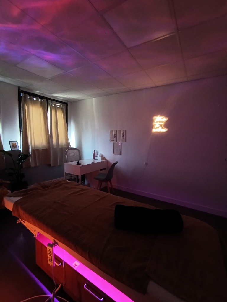 photo cabinet Massages by Oriane