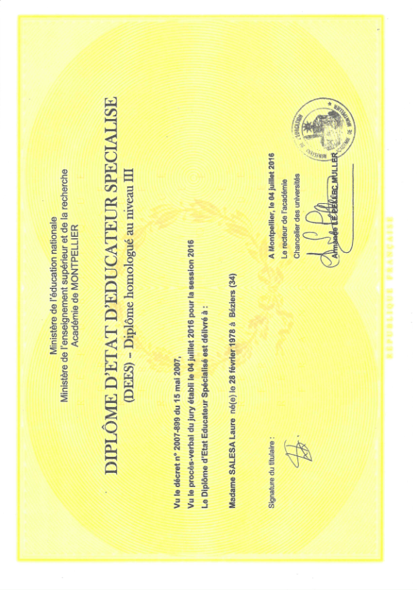 photo diplome Laure Laferrere