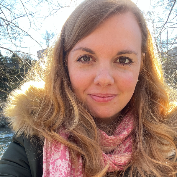 Charlotte DECAENS KINESIOLOGIE