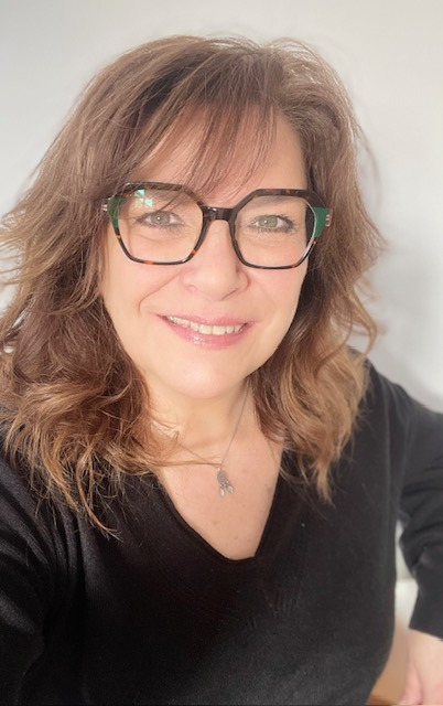 photo portrait Ghislaine LAPLACE By GL coach de vie holistique