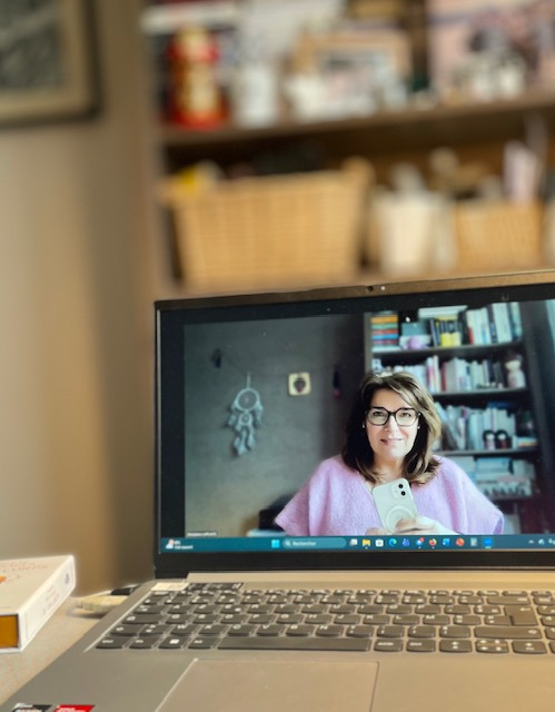 photo seance Ghislaine LAPLACE By GL coach de vie holistique