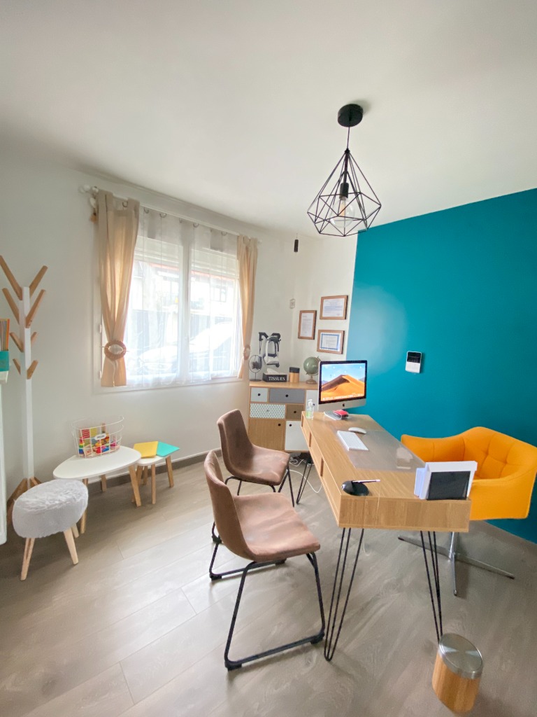 photo cabinet SAMANTHA GRAVÉ STEVANOVIC