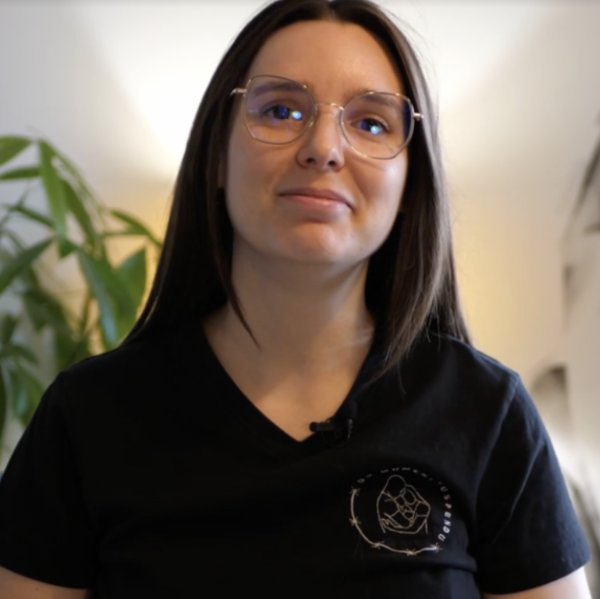 Manon PINEAU - Un Moment Suspendu