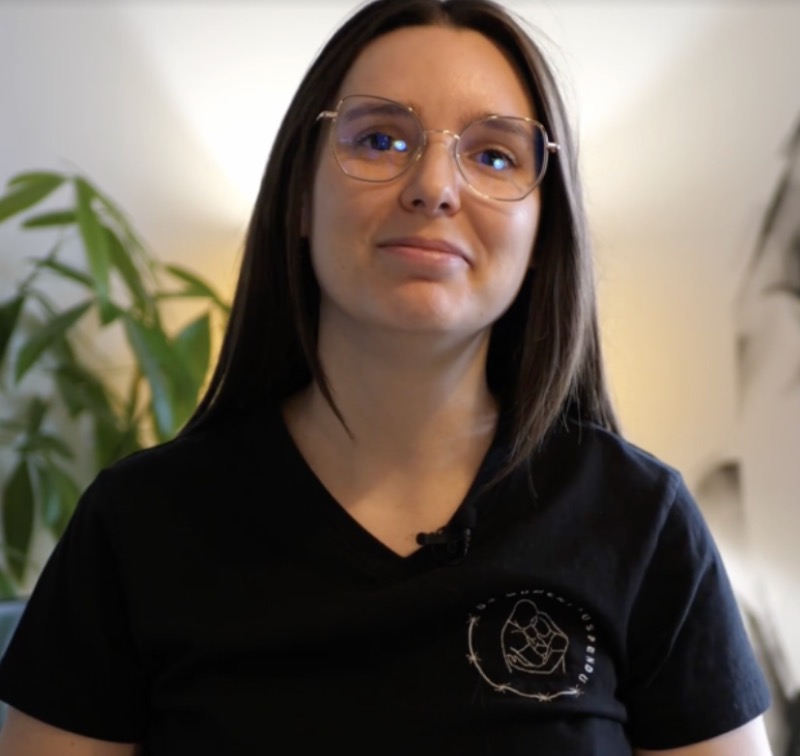 photo portrait Manon PINEAU - Un Moment Suspendu