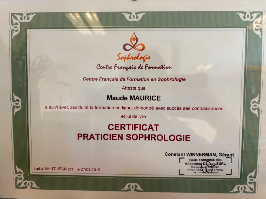 photo diplome M.M sophrologie 