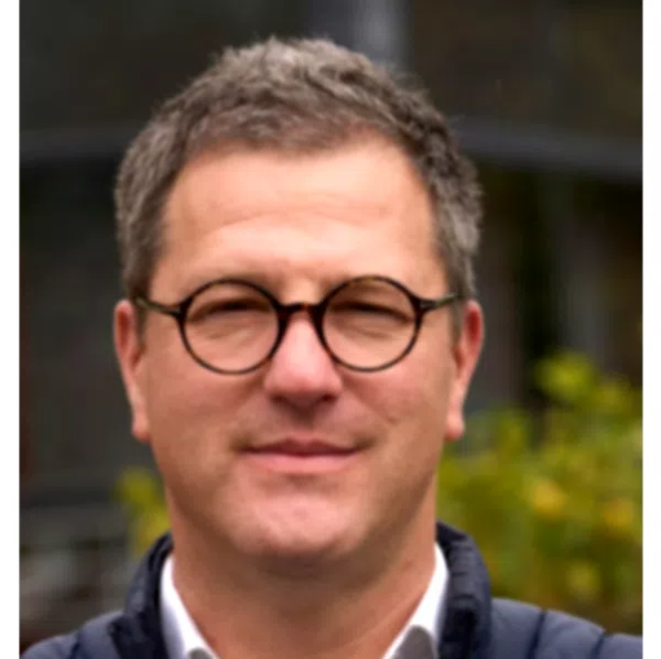 Anthony Bès, musicothérapeute