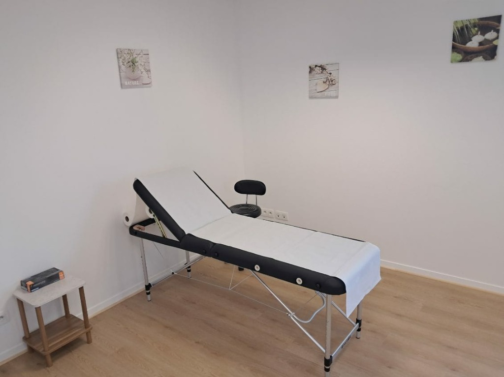 photo seance Be-Harmony St-Malo - Arrêter de fumer au laser !