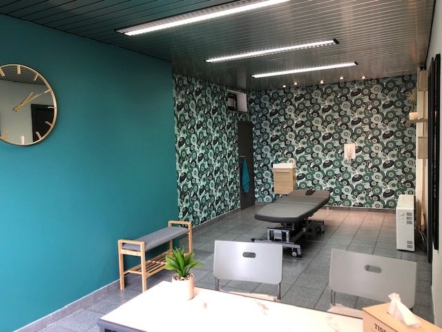 photo cabinet Mathu Emmanuelle Posturome