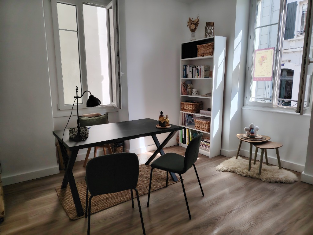 photo cabinet Valérie Cozmesco 