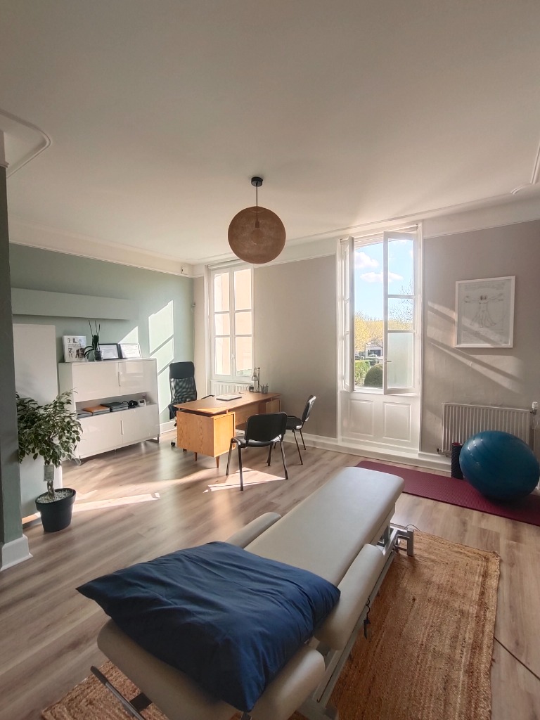 photo cabinet Lucas Bayle-Loudet Ostéopathe