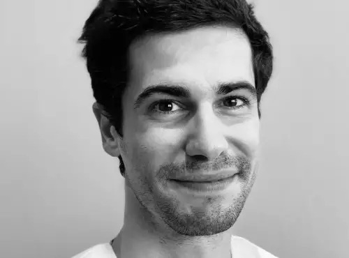 photo portrait Lucas Bayle-Loudet Ostéopathe