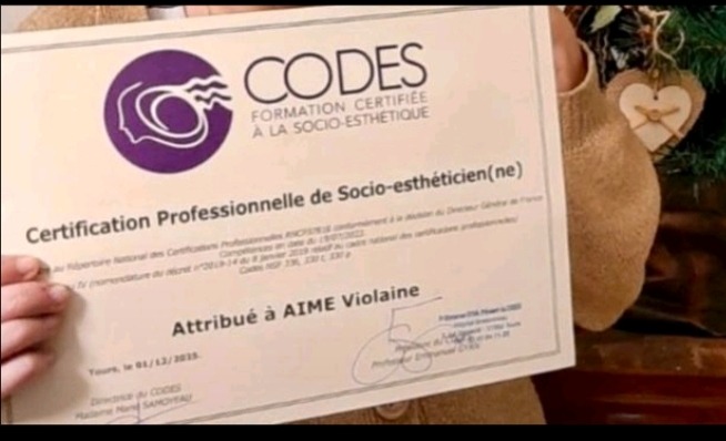 photo diplome VIOLAINE AIME