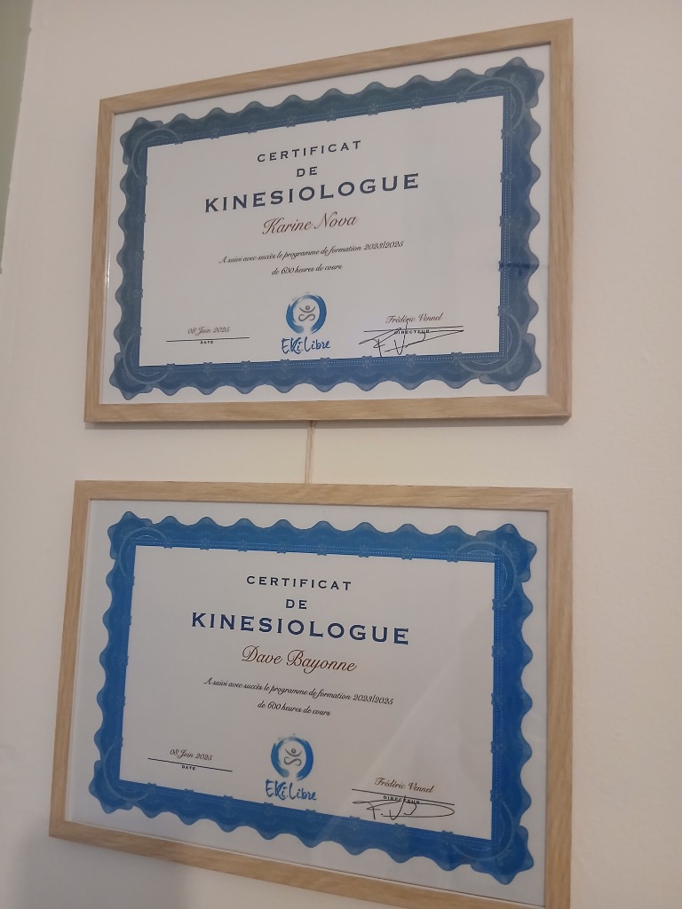 photo diplome Karine Nova