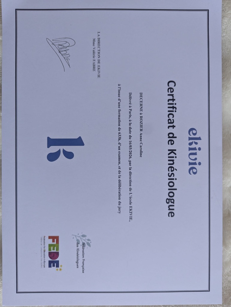 photo diplome Anne-Caroline Rozier