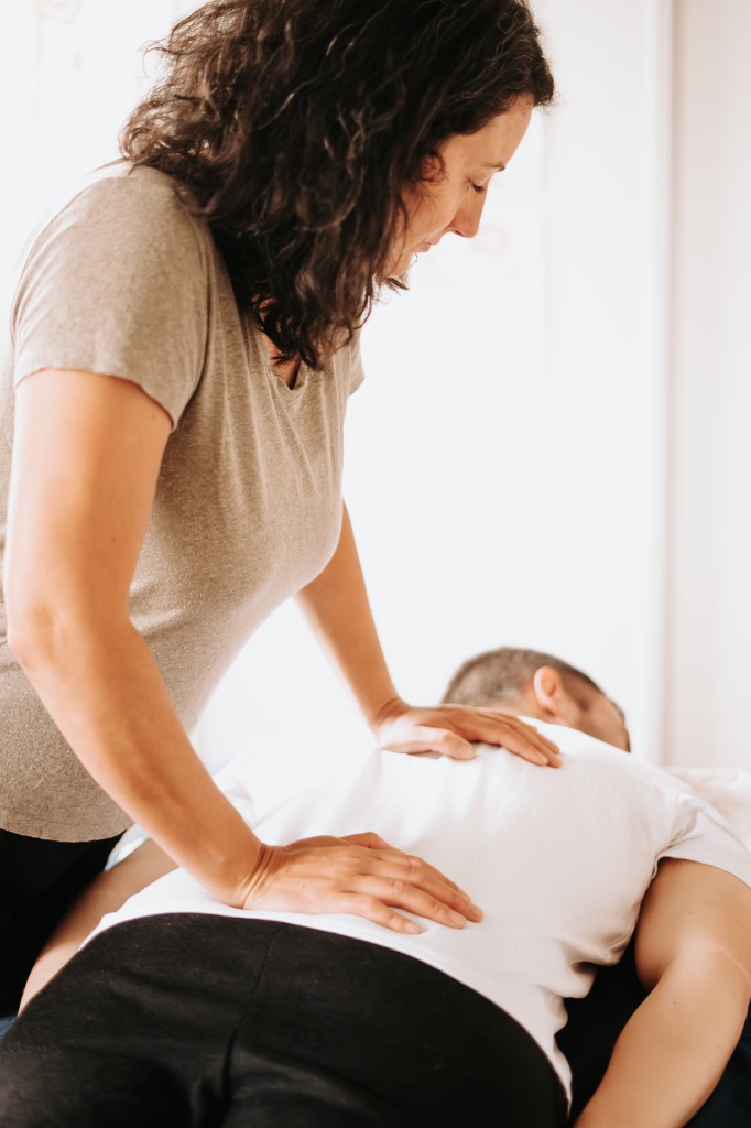 photo seance Morgane DECARPIGNY Shiatsu