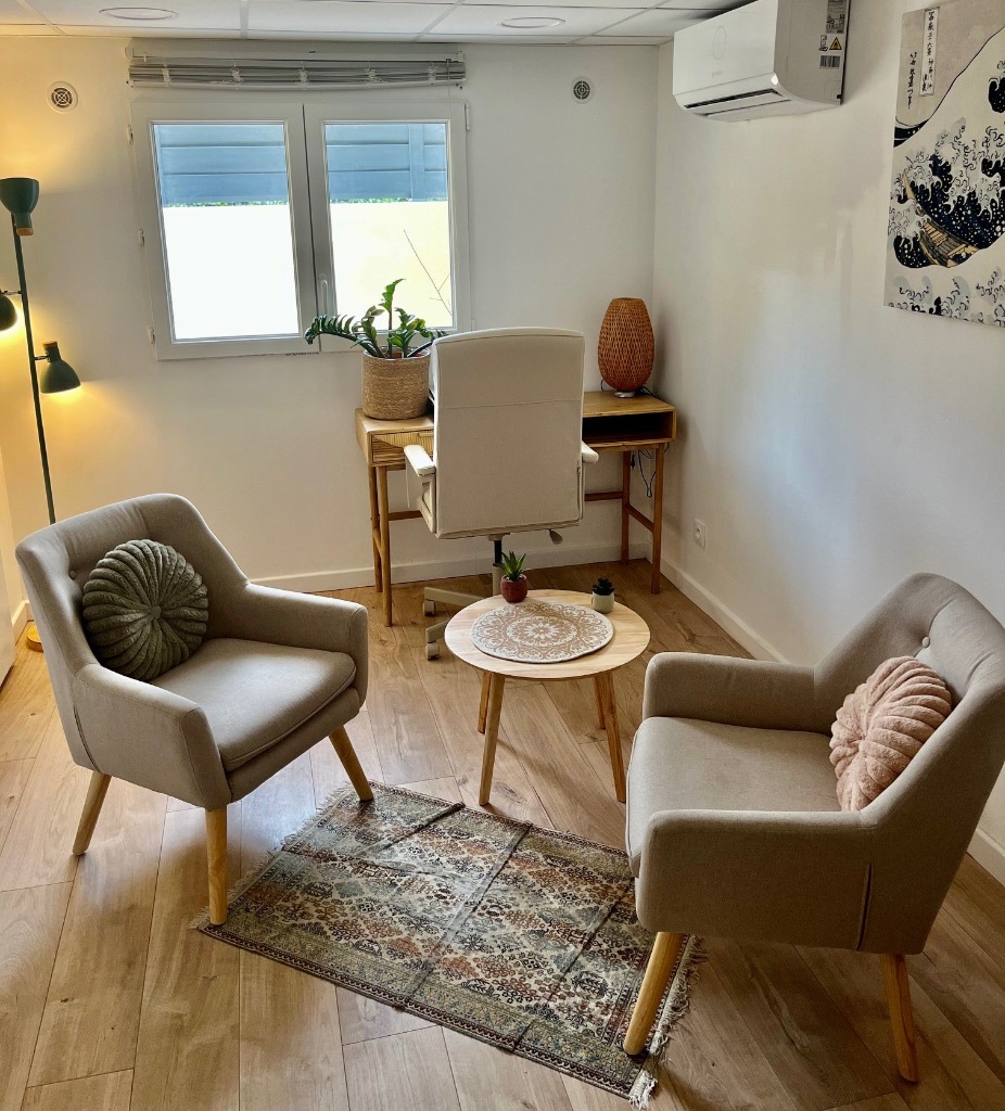 photo cabinet Meghan Lee