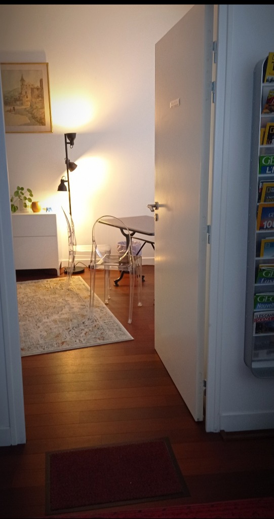 photo cabinet Gilles Sauveur Magnétiseur Guérisseur 