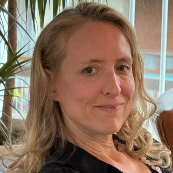 Cabinet Eva - Meli Lisander