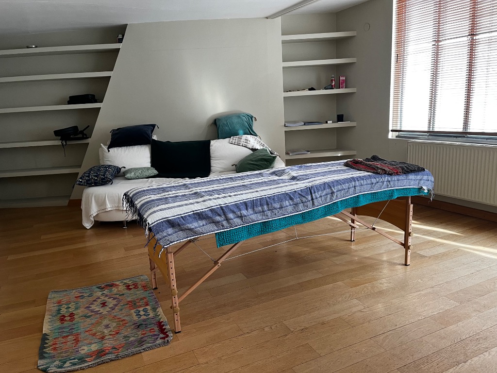 photo cabinet Denis Kralj