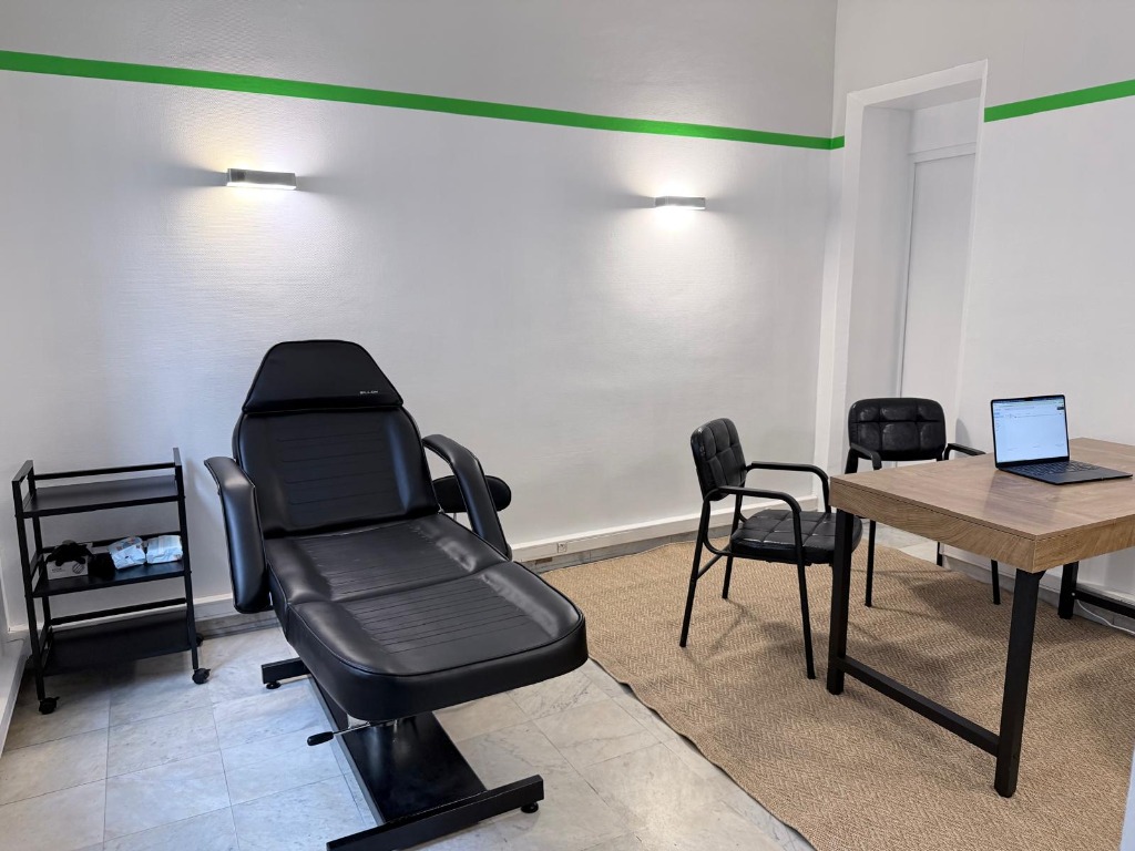 photo cabinet Be-Harmony Paris 16 / Arrêter de fumer au laser