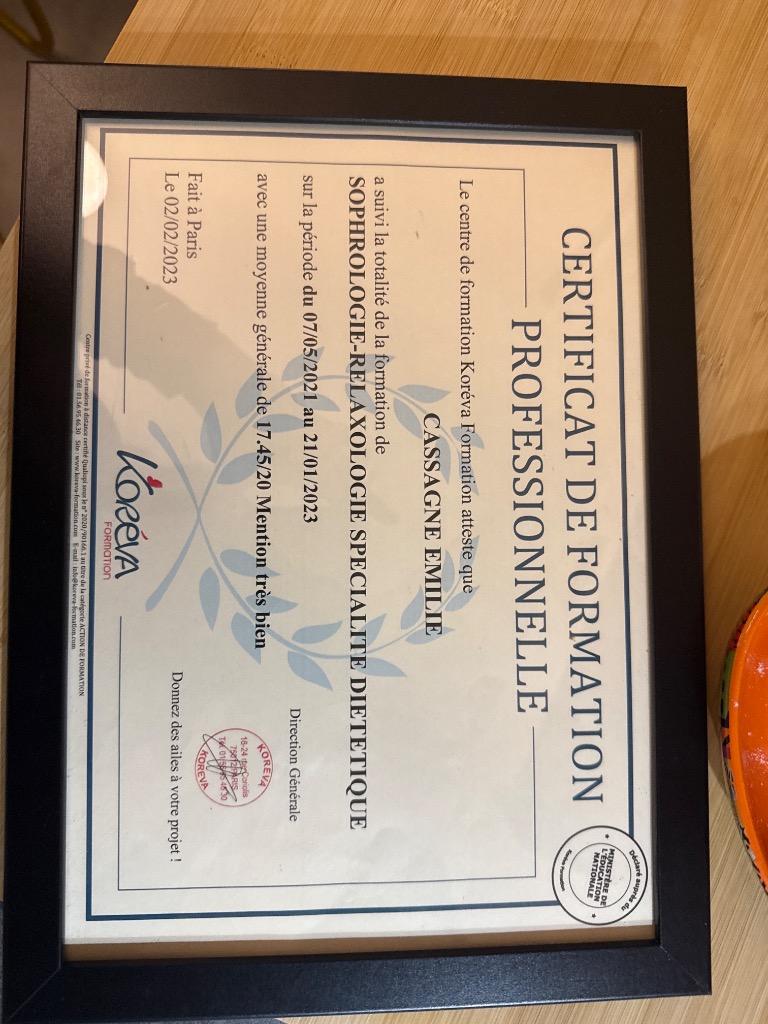 photo diplome Cassagne Emilie