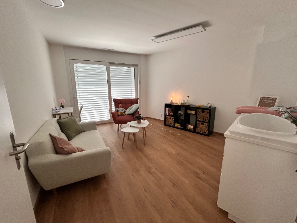 photo cabinet Isabelle Ramel Cardin fée du bien naître 