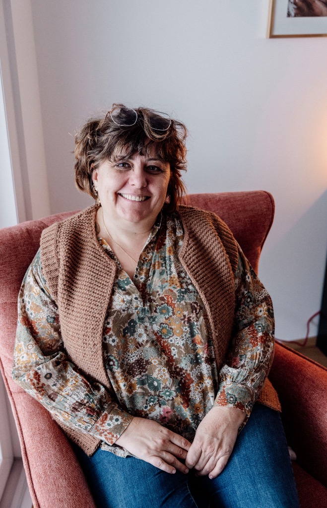 photo portrait Isabelle Ramel Cardin fée du bien naître 