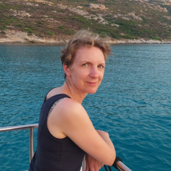 Blandine Cailleret-magnétisme et soin énergétique